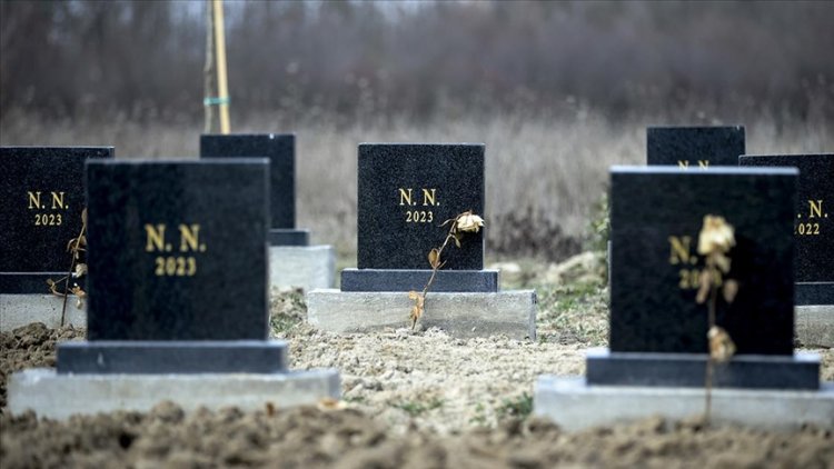 "Avrupa hayali" kuran düzensiz göçmenlerin son durağı: Bosna Hersek'teki kimsesizler mezarlığı