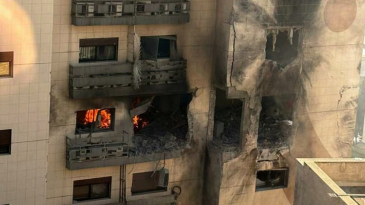 İşgalci terör rejimi Şam’da sivillerin yaşadığı binayı vurdu