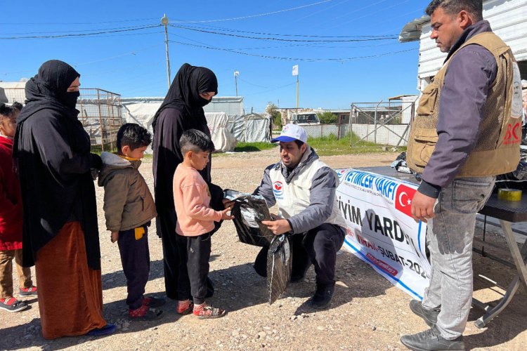 Yetimler Vakfından Musul'da savaş mağduru ailelere insani yardım