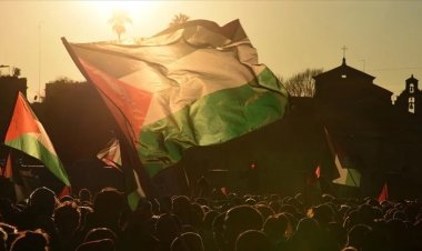 İtalya'da öğrencilerden, üniversitelerine israil ile anlaşmaları durdurması çağrısı