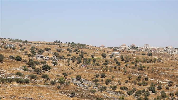 İşgalci çete Filistin'e ait 8 bin dönüm araziye el koymuştu! AB 'şiddetle' kınadı!