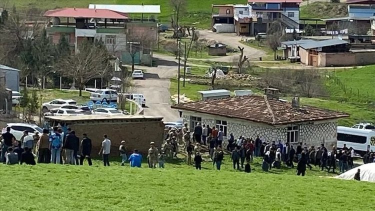 Muhtarlık seçimi nedeniyle çıkan kavgalarda 2 kişi öldü, 53 kişi yaralandı