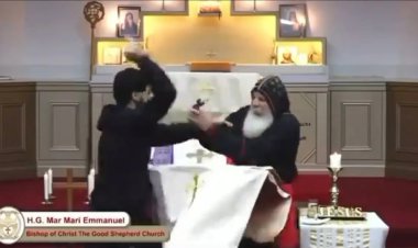 Siyonizm ve LGBT karşıtı Papaz Mar Mari'ye bıçaklı saldırı