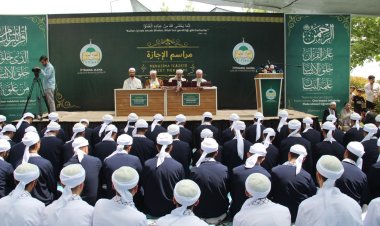 İTTİHADUL ULEMA 10'nu hafız 74 talebeye icazet verdi
