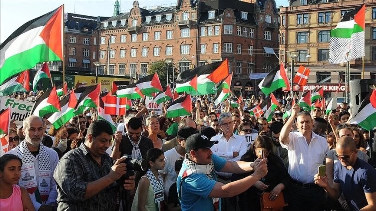 Danimarka'da 28 restoran, israil’i boykot amacıyla Coca-Cola ürünlerini menüden kaldırdı