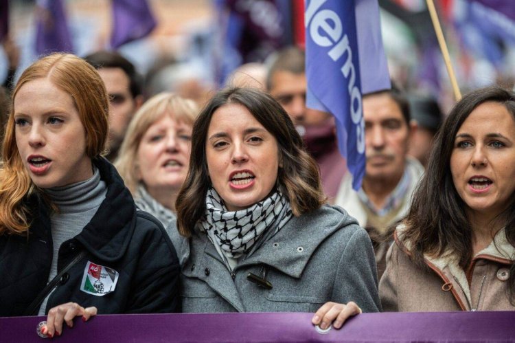 İspanya'da Podemos partisi liderinden, İran'a yaptırım planlayan AB'ye "ikiyüzlülük" eleştirisi