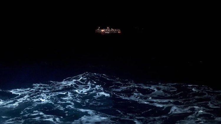 Atlantik Okyanusu'nda tekne faciası: 51 göçmen kayıp!