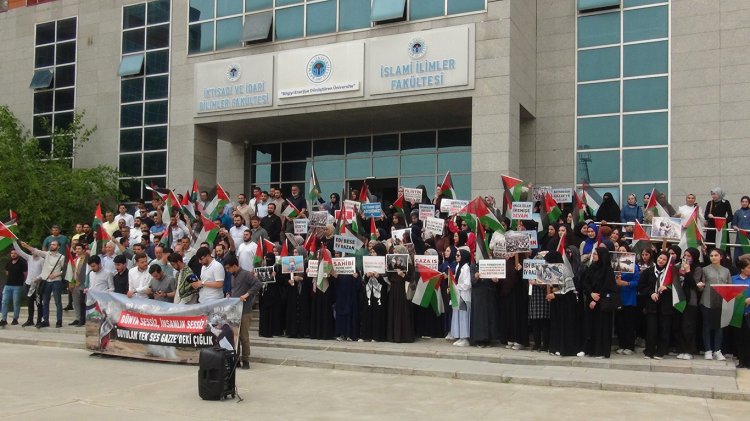 Öğrenci ve akademisyenlerden ABD'deki öğrencilerin Gazze eylemlerine destek