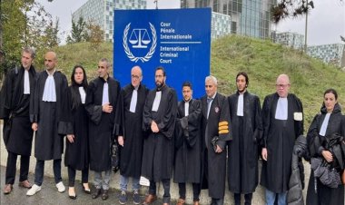 Hollanda'da "Barış için avukatlar" grubundan İşgalci İsrail'in Gazze'deki suçları için UCM'ye suç duyurusu