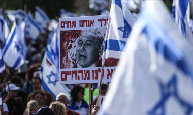 Kudüs'te Netanyahu hükümetinin istifası ve erken seçim talebiyle gösteri düzenlendi