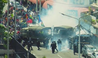 Sömürgeci Fransa, Yeni Kaledonya’nın özgürlük arayışını bastırmak için yine asker gönderdi