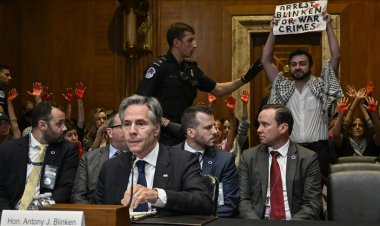 Blinken, bugün de Kongrede Filistin destekçilerince protesto edildi