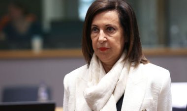 İspanya Savunma Bakanı Robles: Gazze'de olup bitenler gerçek bir soykırım!