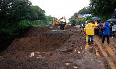 El Salvador'da şiddetli yağışların yol açtığı sellerde 5 kişi öldü