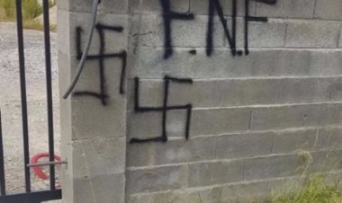 Fransa'da inşaat halindeki caminin duvarına gamalı haç çizildi