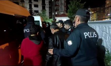 Kontrollerde yakalanan 881 düzensiz göçmen sınır dışı edilecek