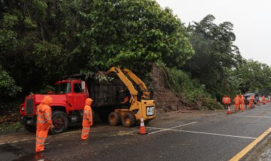 El Salvador'da sellerde ölenlerin sayısı 19'a çıktı