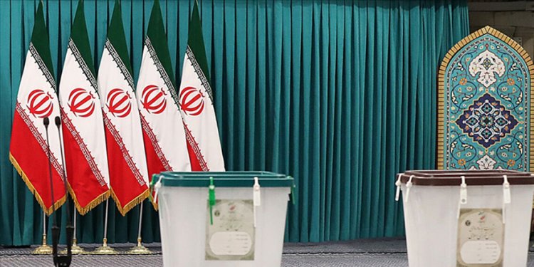 İran'da 80 isim cumhurbaşkanlık için adaylık başvurusu yaptı