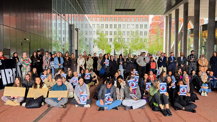 Hollanda'da memurlar, hükümeti ve İşgalci İsrail’i 6 aydır protesto ediyor