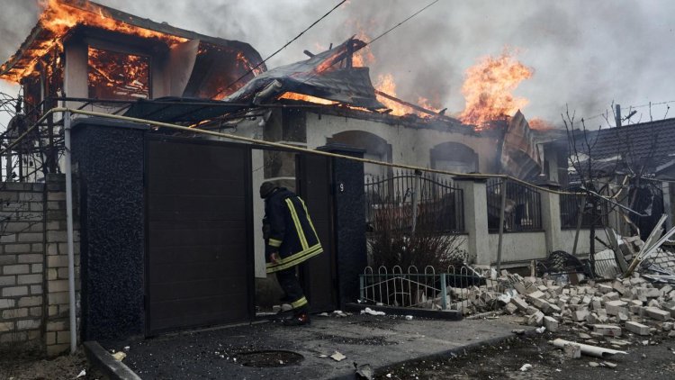 Ukrayna, Rusya'nın ilhak ettiği Herson ve Luhansk'a saldırdı 26 kişi öldü