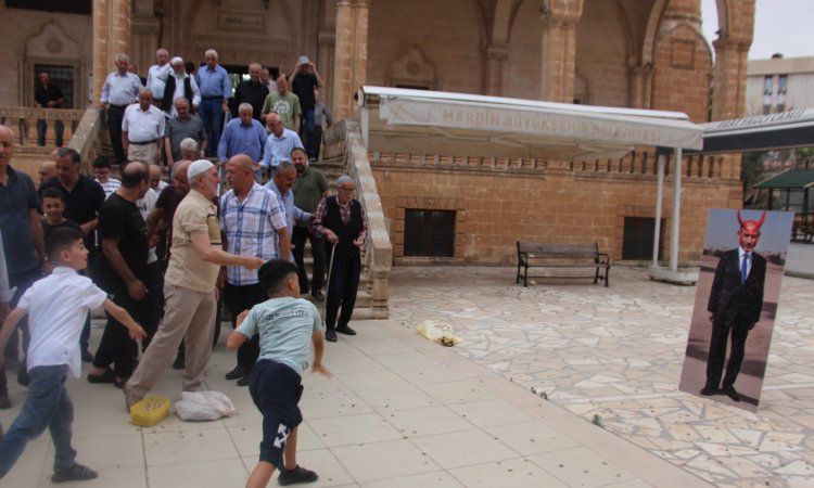 Mardin’de işgal rejimi sözde başbakanı Netanyahu taşlandı