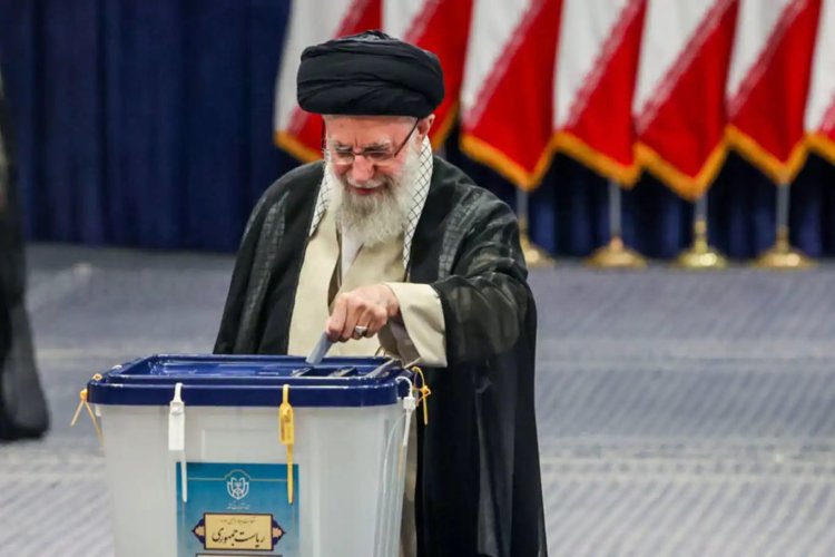 Hamaney halkı oy kullanmaya çağırdı: İran yeni Cumhurbaşkanı'nı seçmek için sandık başında