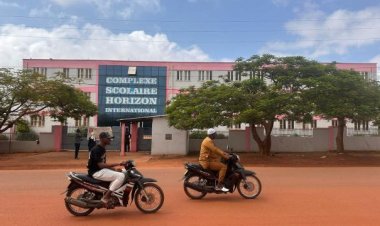 Burkina Faso'daki FETÖ okulları Türkiye Maarif Vakfına devredildi