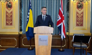 Boşnak lider Becirovic: Dünyan Srebrenitsa'daki soykırımdan ders almalı!