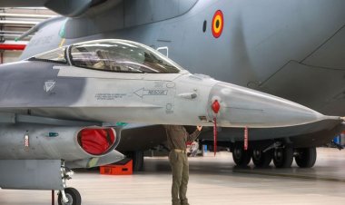 WSJ: ABD, Ukrayna'ya gönderilecek F-16'ları gelişmiş silah sistemleriyle donatacak