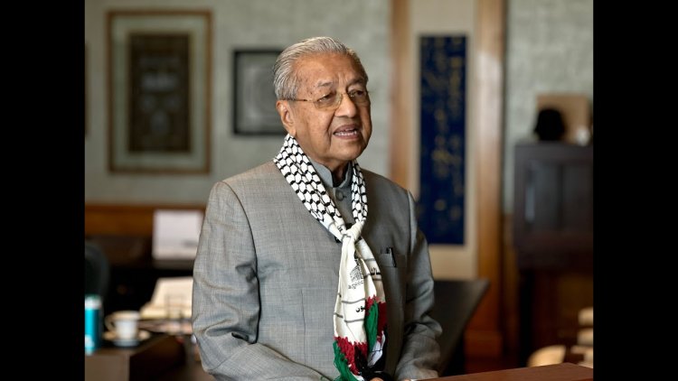 Eski Malezya Başbakanı: ABD ve Avrupa, İsrail'in Filistin halkını öldürmesini destekliyor
