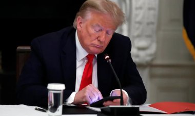 Trump Hükümeti, federal çalışanlara 7 aylık maaş karşılığında istifa teklifi yaptı