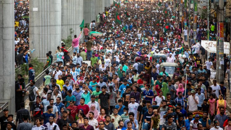 Bangladeş'te protestolar sırasında tutuklanan tüm kişilerin serbest bırakılmasına karar verildi