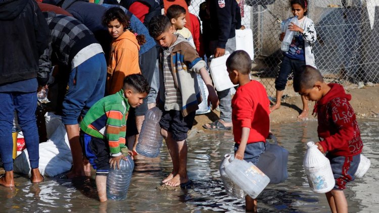 İşgalciler Gazze'de bulunan su şebekelerini de tahrip ediyor