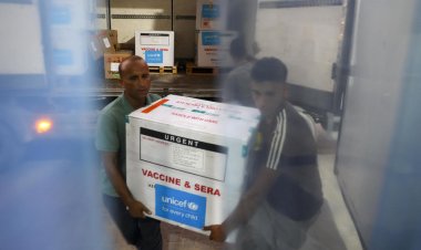 Gazze Şeridi'ne 350 bin dozdan oluşan yeni bir çocuk felci aşısı partisi ulaştı