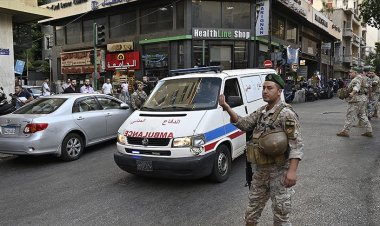 Hizbullah üyelerinin cenaze töreni alanında patlama sesi duyuldu