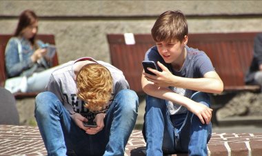 ABD'nin California eyaletinde öğrencilere akıllı telefon kısıtlaması