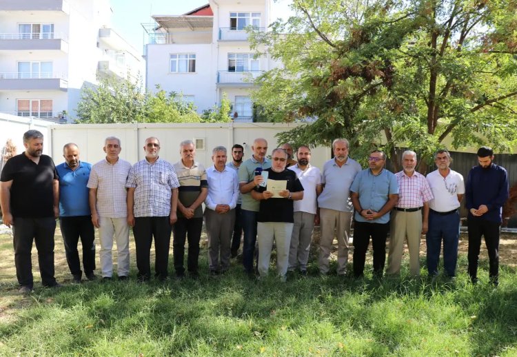 ABD savaş gemisinin İzmir Limanı'na girişine tepki