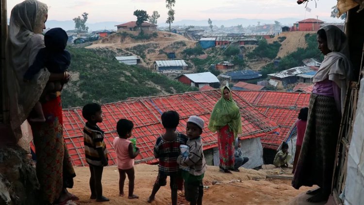 Bangladeş, yaklaşık 8 bin Arakanlı Müslümanın ülkeye girdiğini açıkladı