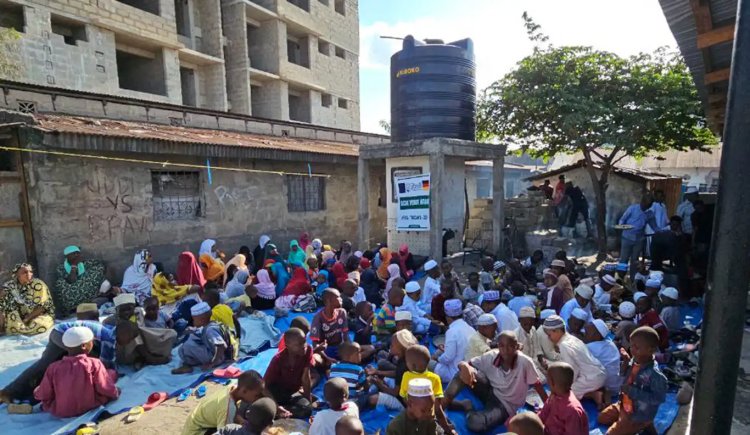 Avrupa Yetim Eli ve Umut Kervanı'ndan mevlid yemeği ikramı