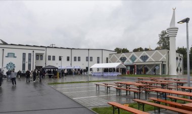 Almanya'da Schrobenhausen DİTİB Fatih Camisi dualarla açıldı