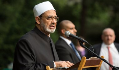 El-Ezher Şeyhi: ABD’nin siyonist varlığa kayıtsız şartsız ve sınırsız desteğini kınıyorum