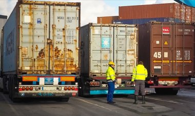 Yunanistan'da işçiler, mühimmat dolu konteynerin İsrail'e gönderilmesini engelledi