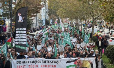İstanbul’da binlerce kişi Şehid Yahya Sinvar için yürüdü