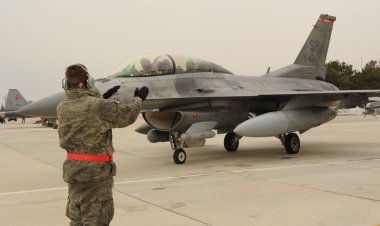 İşgalci ABD, Orta Doğu'ya çok sayıda F-16 gönderdi