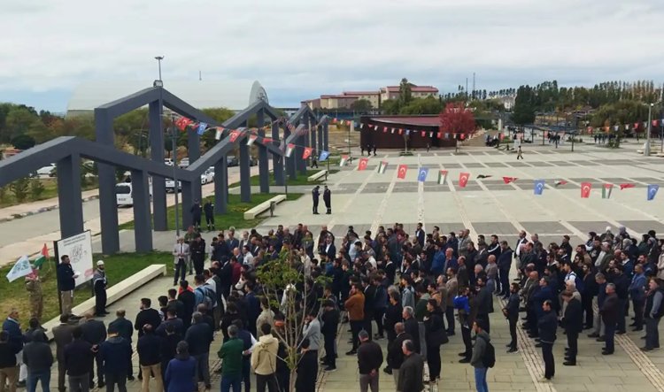 Van YYÜ’de Yahya Sinvar için yürüyüş ve basın açıklaması