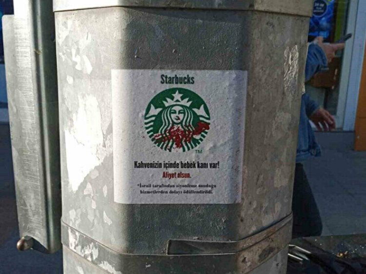 Soykırım destekçisi Starbucks küresel satışlarında düşüş açıkladı