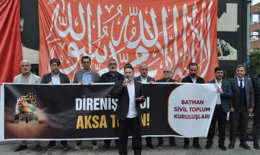 Batman'da binlerce kişi Filistin'deki İslami direnişe destek için toplandı