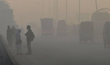 Pakistan'da hava kirliliği nedeniyle eğitime 1 hafta ara verildi