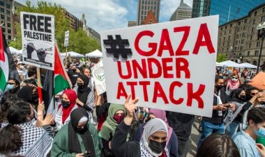 İspanya, soykırım destekçisi ABD'den işgal rejimine giden iki geminin limanlarına demirlemesine izin vermedi