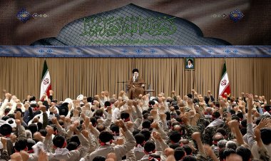 Ayetullah Hamaney: Savaş suçu işleyen Netanyahu'ya idam cezası verilmeli!